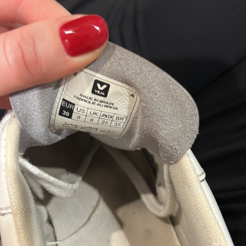 Veja White and Black Sneakers - Picture 7 of 7